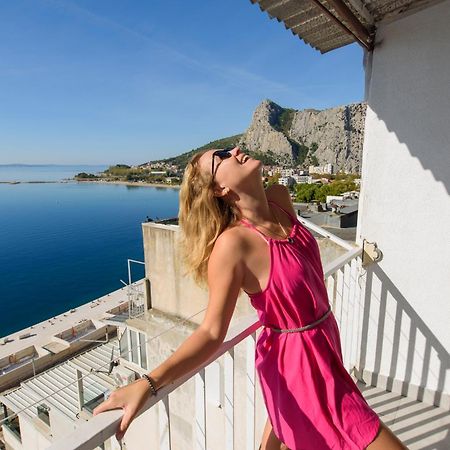Sunny Apartment Omiš Екстериор снимка