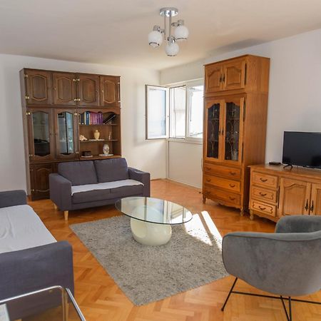 Sunny Apartment Omiš Екстериор снимка