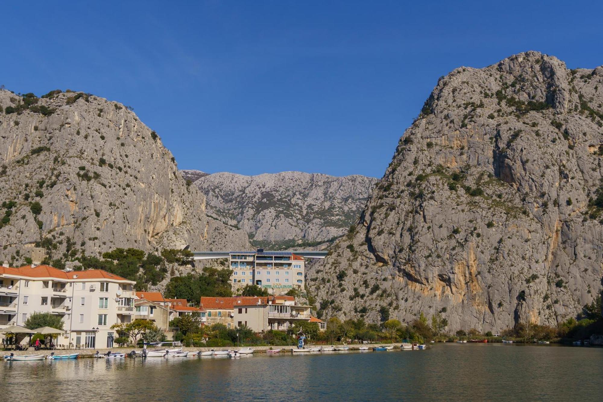 Sunny Apartment Omiš Екстериор снимка