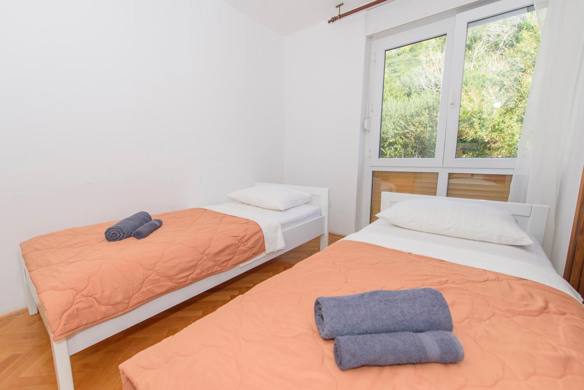 Sunny Apartment Omiš Екстериор снимка