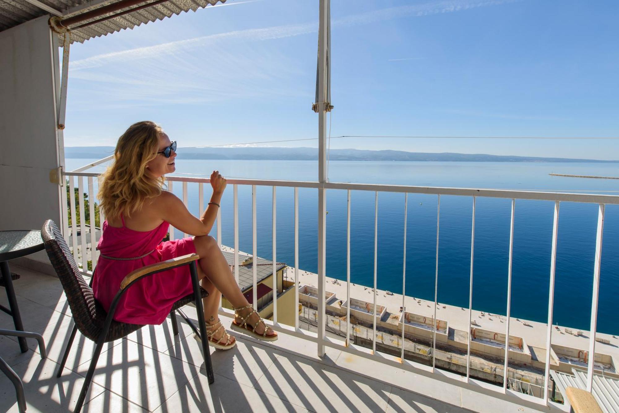 Sunny Apartment Omiš Екстериор снимка