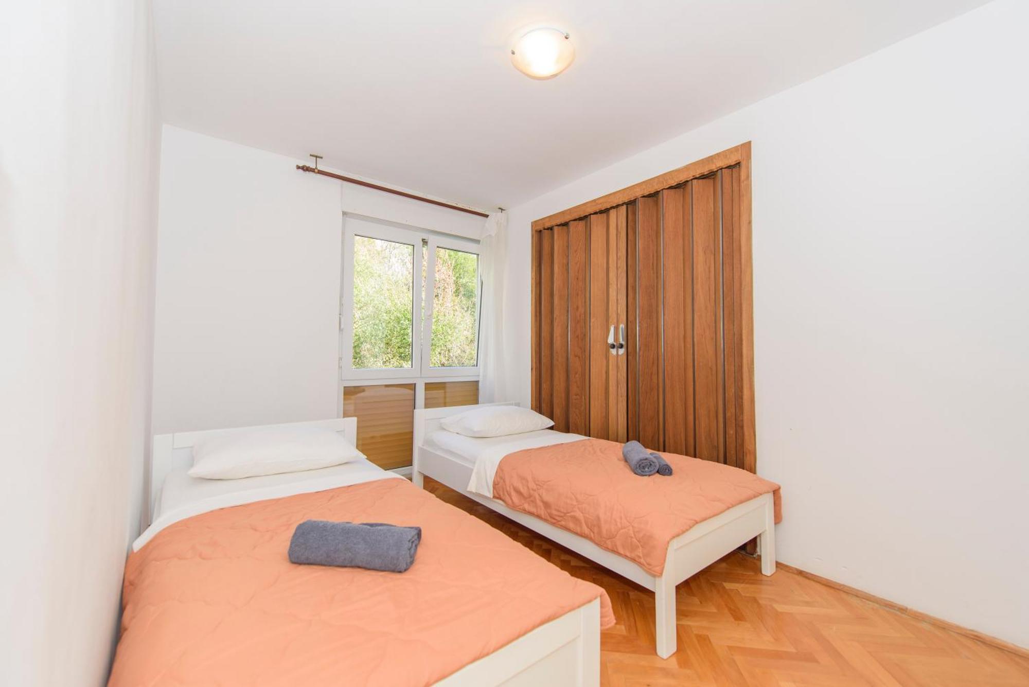 Sunny Apartment Omiš Екстериор снимка