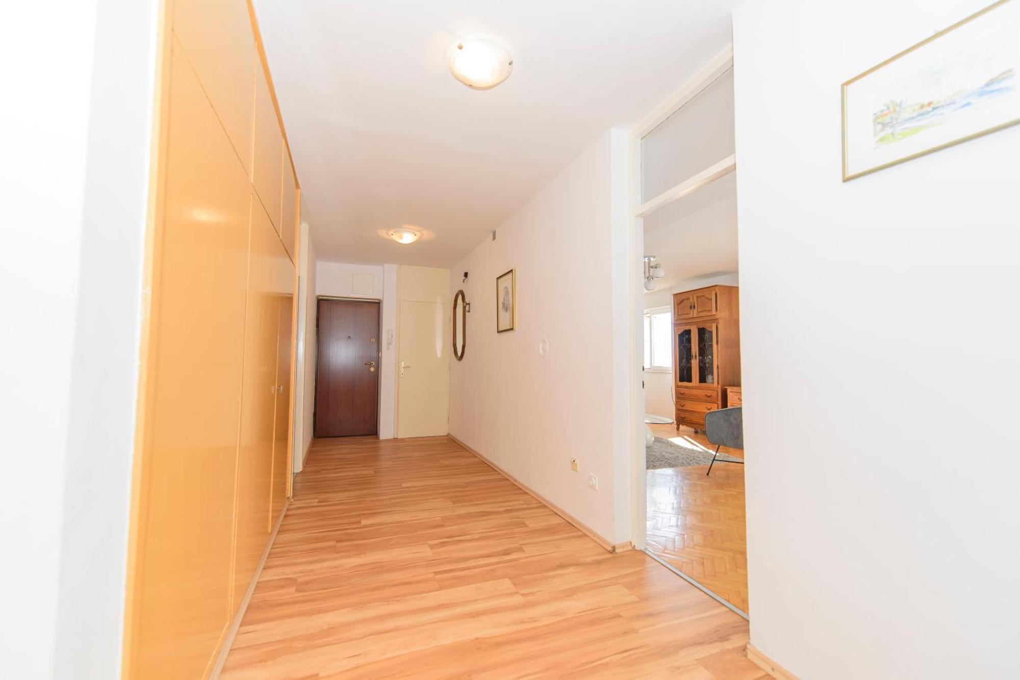 Sunny Apartment Omiš Екстериор снимка